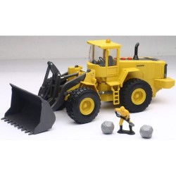 GROSSISTA VOLVO A40D 1:32 B/O TRY ME