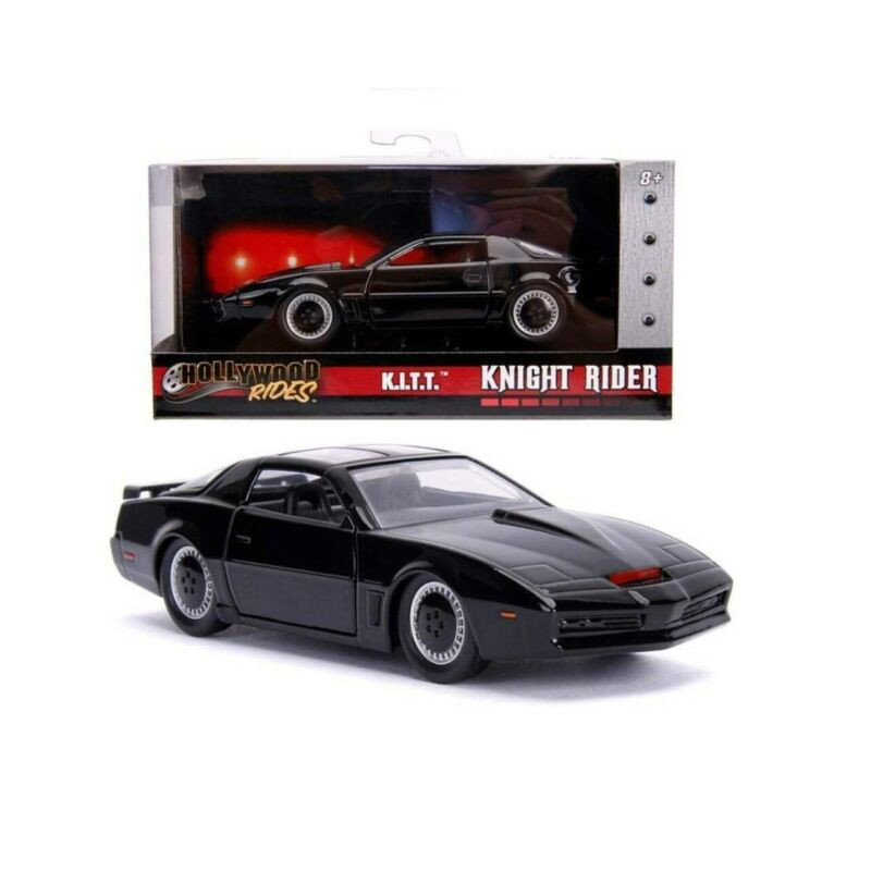 KNIGHT RIDER KIT SCALA 1:32 DISPLAY 6PZ EAN 4006333065187 INGROSSO MODELLINI AUTO