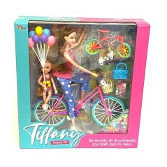 TIFFANY GIRO IN BICI GIOCHI E GIOCATTOLI EAN 8007632278663 INGROSSO BAMBOLE ECONOMICHE